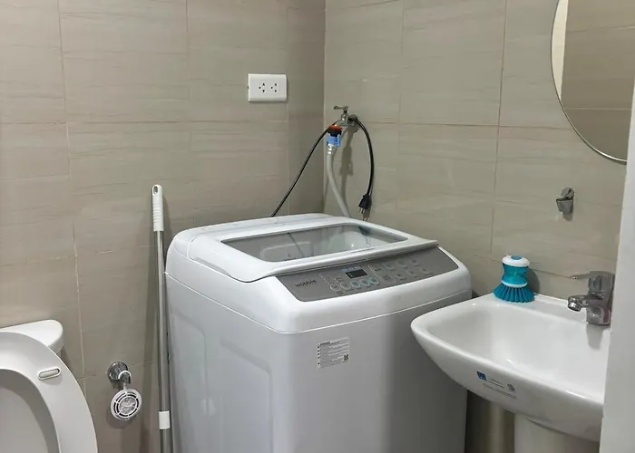Apartment Cozy Near Moa & Airport